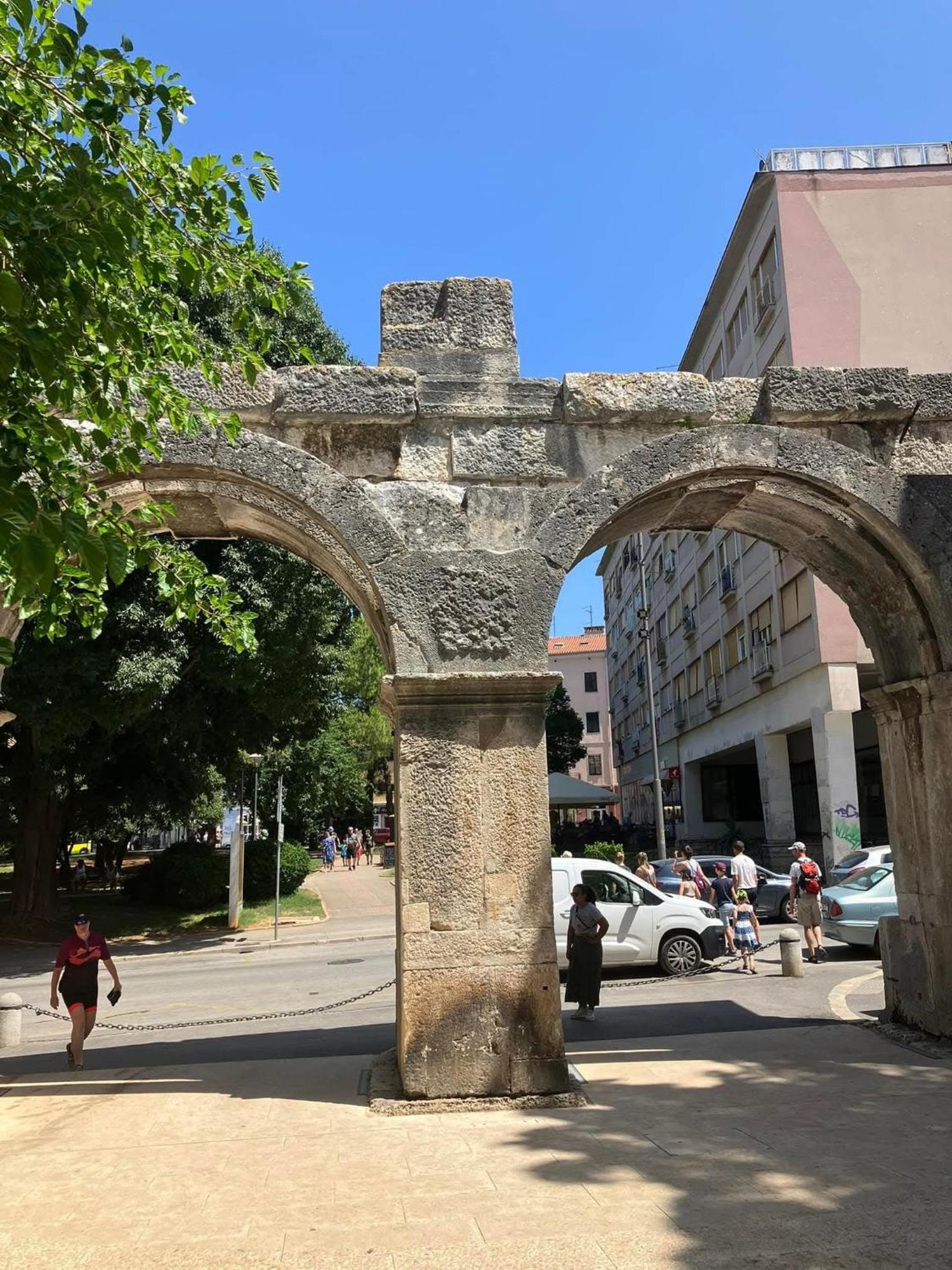 Diana,free Parking Pula